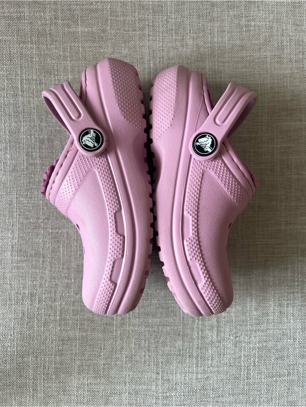 CROCS Dual Comfort Girls/Kids Pink Faux fur Lined mule Clogs w/strap, size 10 - Picture 5 of 8